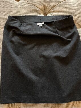 Charcoal jJill Ponte Pencil Skirt - Sleek Office-to-Evening Style, Petite Medium